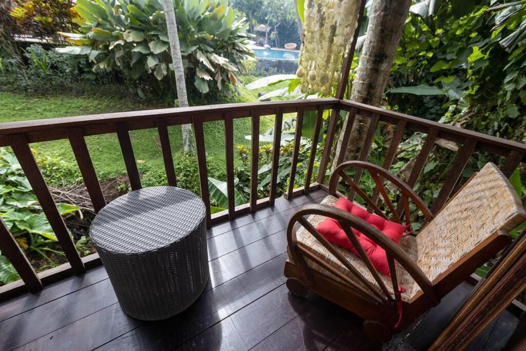 Treehouse With Private Pool Near Yogabarn - In Center Vakantiehuis *